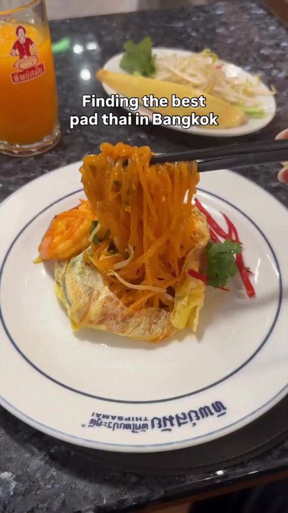 Finding the Best Pad Thai in Bangkok