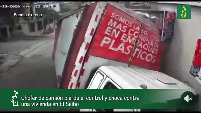 Chofer de camión pierde el control y choca contra una vivienda en El Seibo