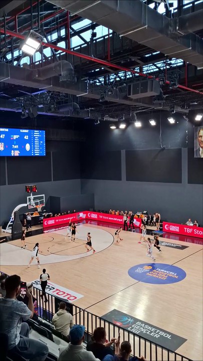 Üçüncü Çeyrek Sonucu - Beşiktaş 56-58 Galatasaray - Basketbol Gençler Ligi Kızlar 7. Hafta