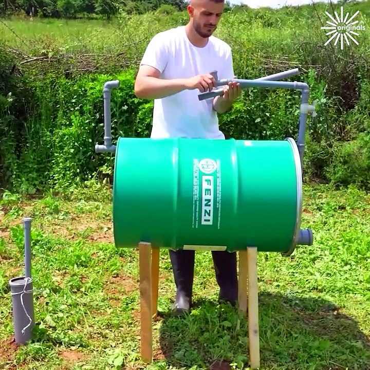 Here is an alternative for pumping water without electricity!