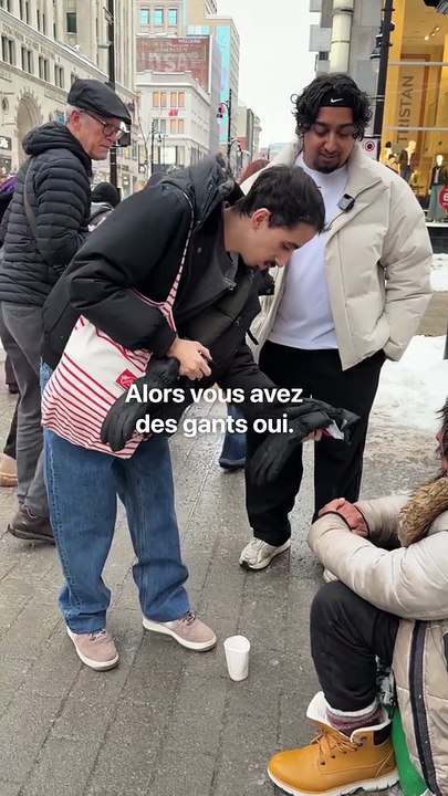 Étudiant diplômé de 24 ans achète une couverture chaude pour un sans-abri et révèle ses rêves d'astrophysique