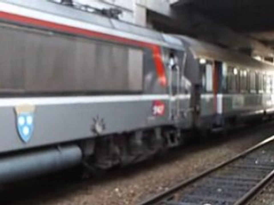 train insolite