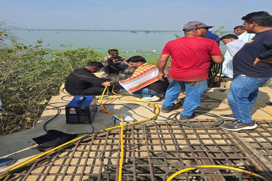 swm: मोरेल डेम संकट: नहर का गेट जाम, किसानों की फसल पर मंडराया खतरा