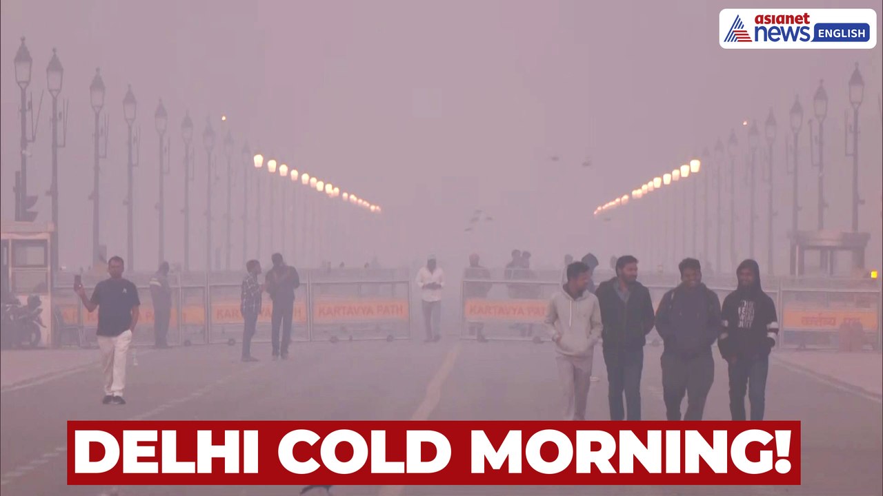 Delhi Morning Weather Update | Dense Fog & Cold Visuals from Kartavya Path & India Gate