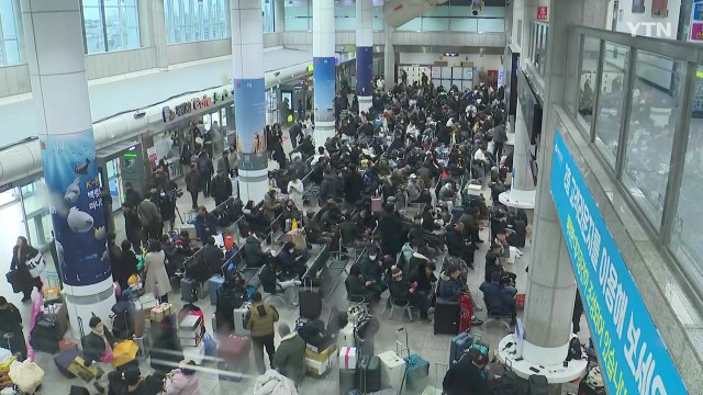 인천-백령도 여객선 안개로 3시간 지연...운항 재개 / YTN