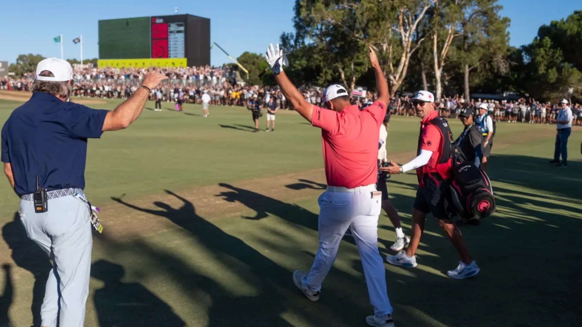 Jon Rahm recupera el liderato en Adelaida con un 'eagle' atómico