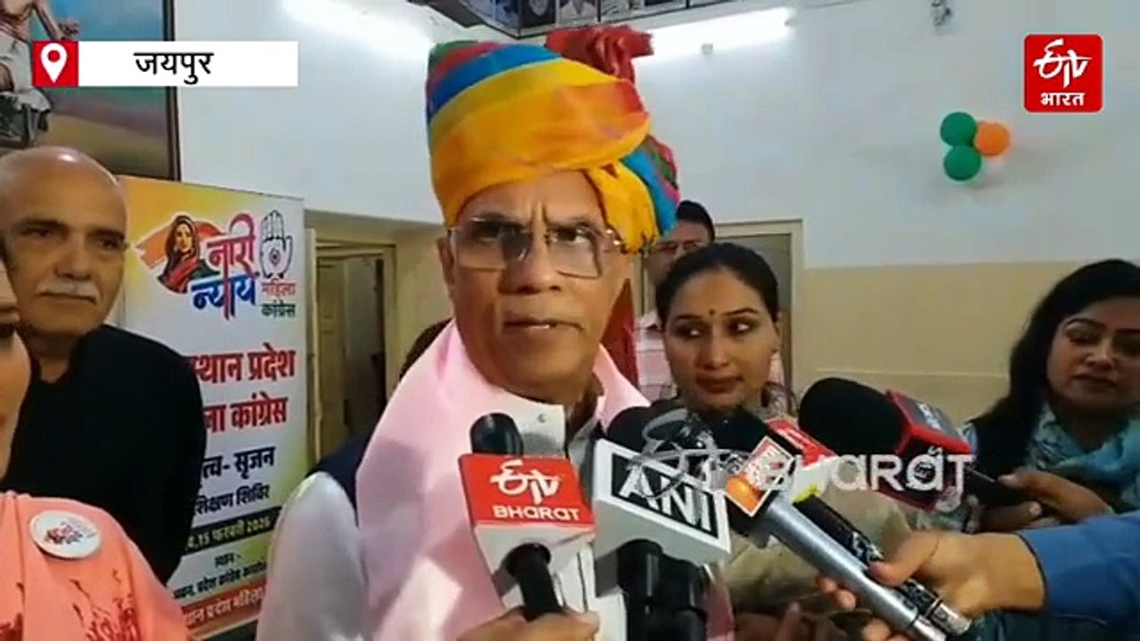 पवन खेड़ा ने दीया कुमारी पर साधा निशाना, बोले- एपस्टीन फाइल्स पर उपमुख्यमंत्री कोई जवाब नहीं दे रहीं