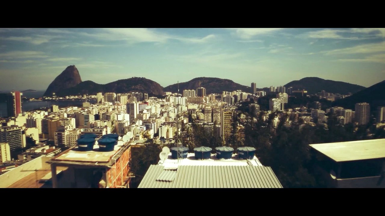 Tráiler de la película "Zeta", protagonizada por Mario Casas y Luis Zahera.