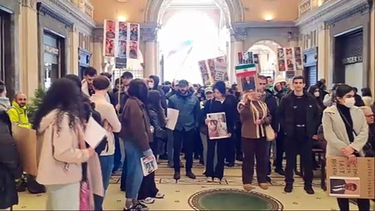 Messina in piazza per l'Iran, nuovo corteo di pace