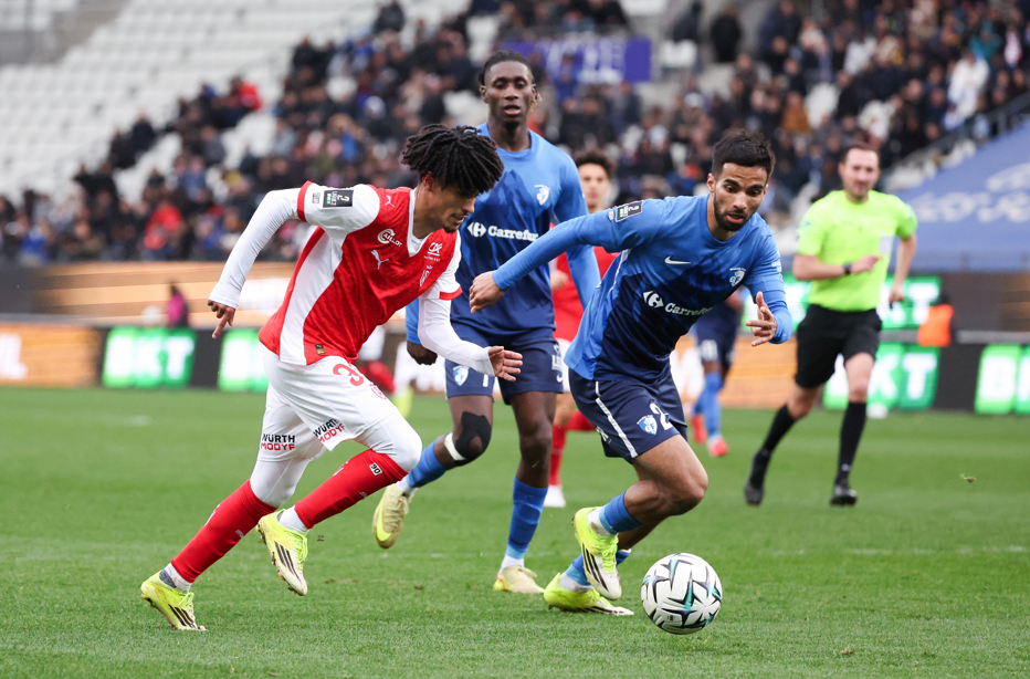 Ligue 2 : Reims bute sur Grenoble
