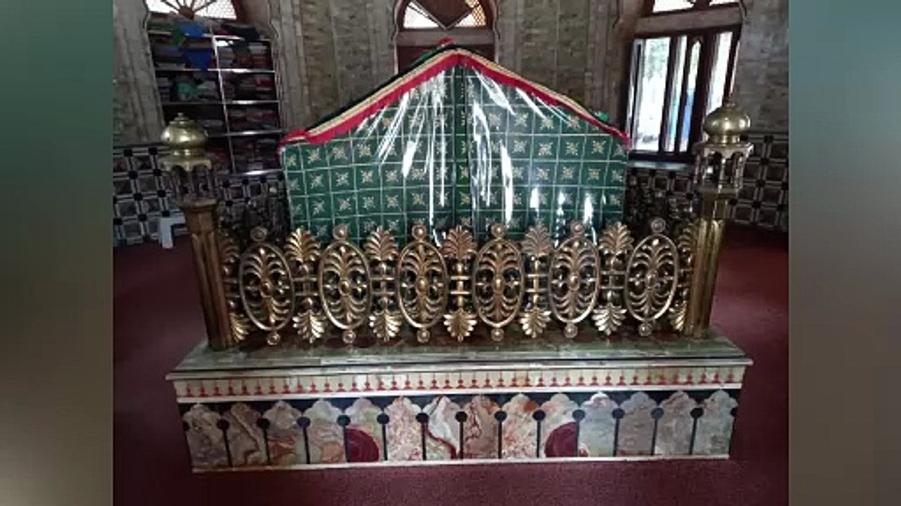 مزار حضرت سائیں عبدالرزاق خالقی نقشبندیؒ
