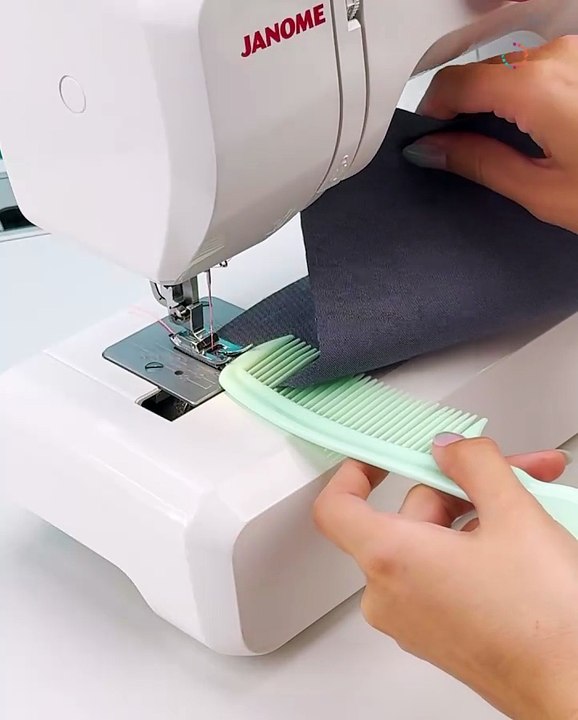 Master your sewing with this handy comb technique