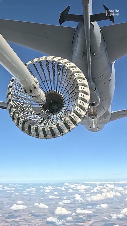 Inside the Cockpit: Navy Aerial Refuel View