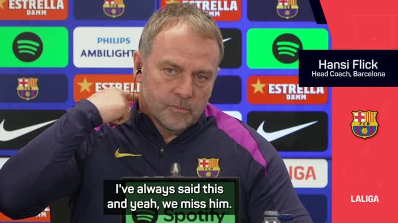 Raphinha the 'best player in the world' last season - Flick