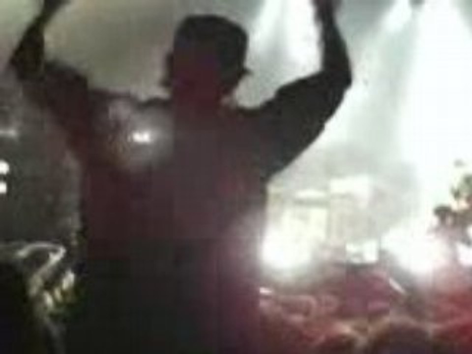 The Hives- rappel Papillons de nuit 2008 bigger hole to fill