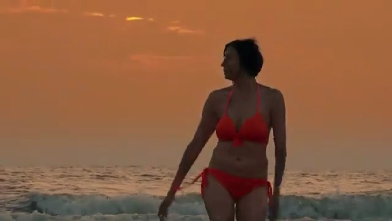 Romance at beach hot sali
