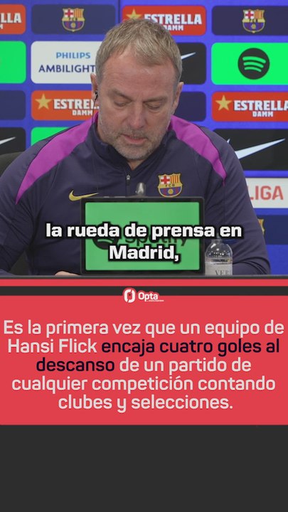 Flick revela que pidió explicaciones a los árbitros tras el partido de Copa