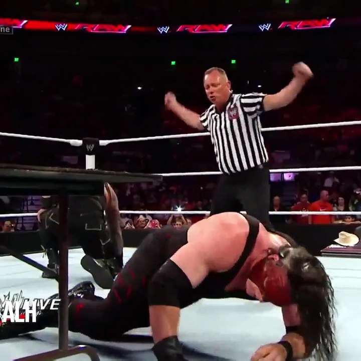 Roman Reigns vs Kane - Last Man Standing Match