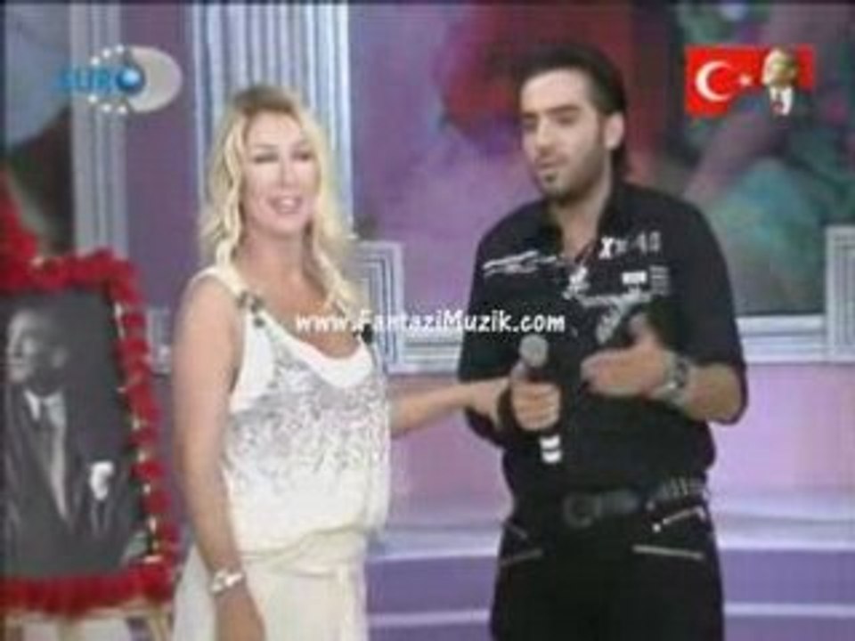 Ismail YK-Hayranlarinin Hücumu (Sabahlarin Sultani)