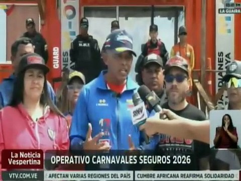 Dispositivos de seguridad supervisan las calles del edo. La Guaira durante el Carnaval