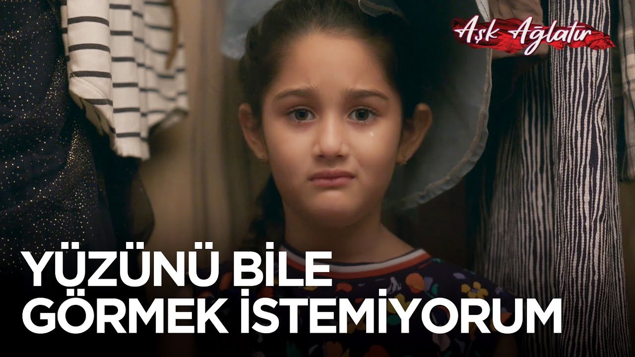 Küçücük Yaşta Yaşadıklarına Bak Sen | Aşk Ağlatır