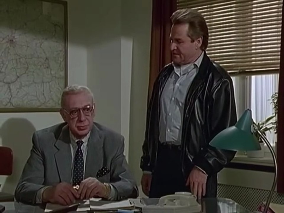 Derrick - Folge 236 - Darf ich Ihnen meinen Mörder vorstellen ?