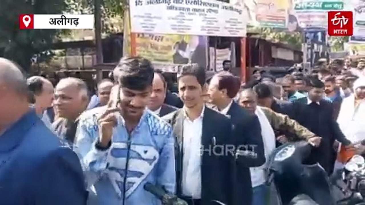 यूपी की अदालतों को बम से उड़ाने की धमकी; चप्पे-चप्पे पर सघन तलाशी, खाली कराया गया कोर्ट परिसर