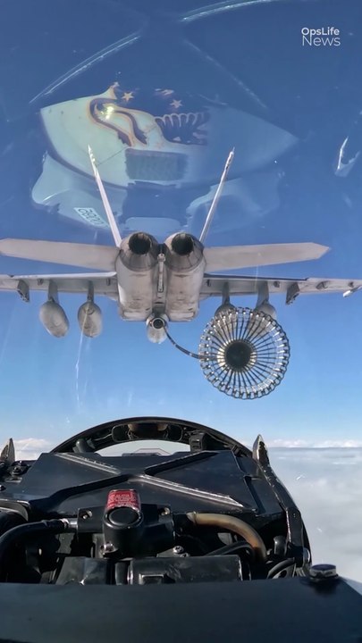 Super Hornet’s Critical Carrier Landing