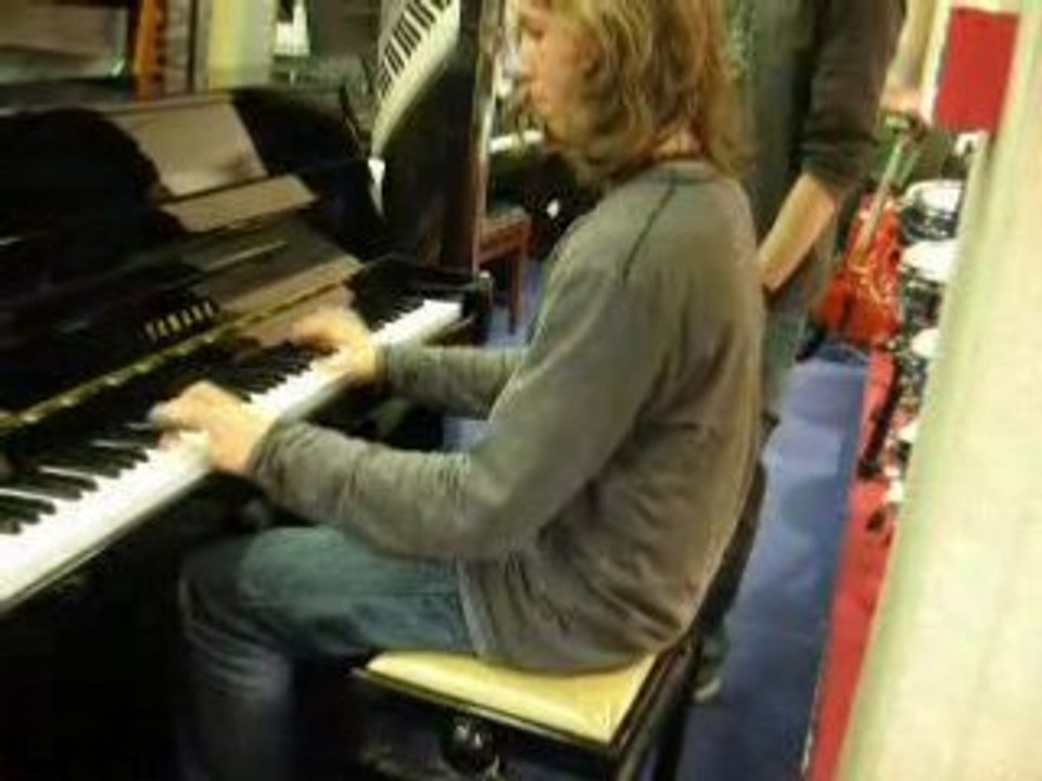 Adrien Tiersen =D