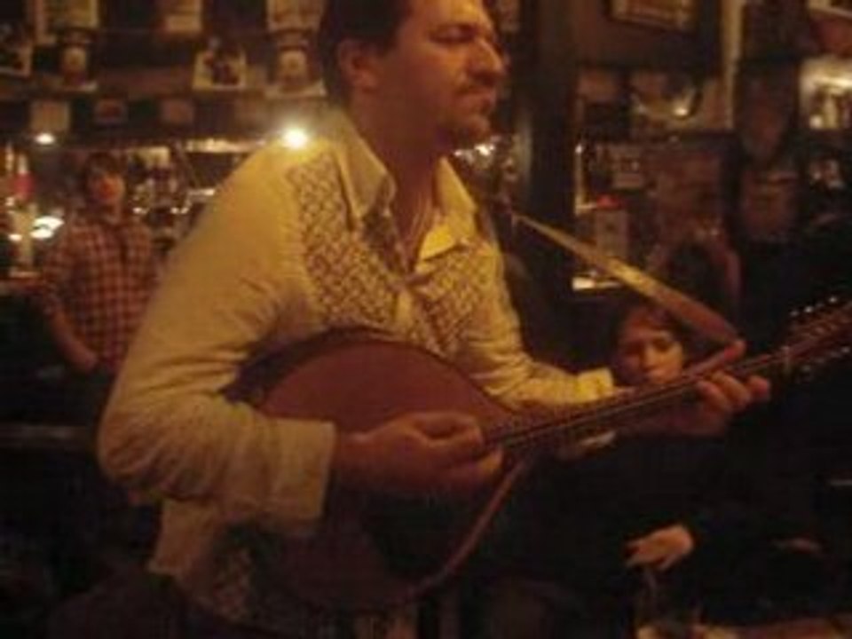 Toli Morilla live jam at Ca Beleno, Oviedo