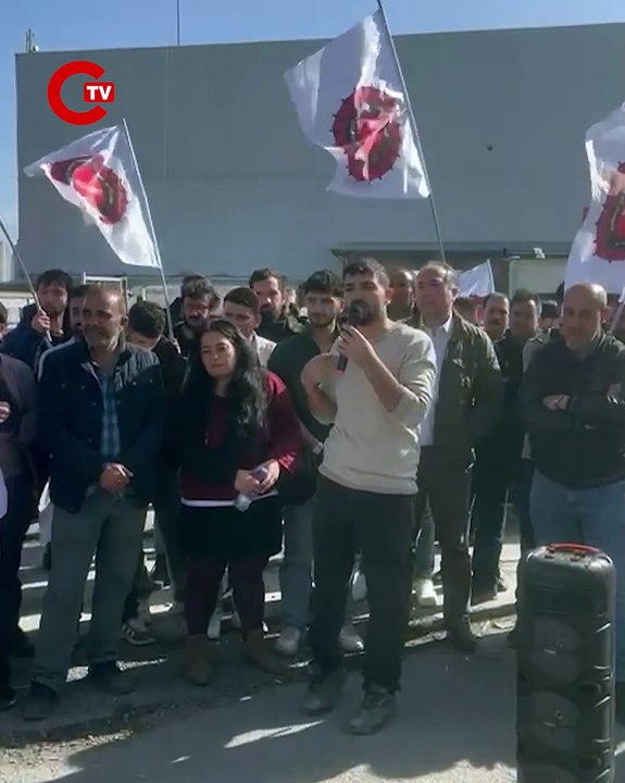 Migros depo işçilerinin zafer kutlamasında DGD-Sen Örgütlenme Uzmanı Azat Erdinç’ten çarpıcı konuşma