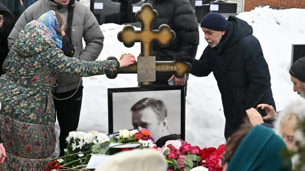 Zweiter Todestag: Nawalnys Mutter fordert Gerechtigkeit