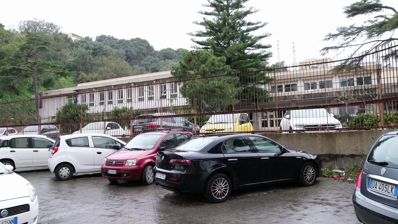 Messina, emergenza freddo al liceo Ainis: l'appello di 70 studenti