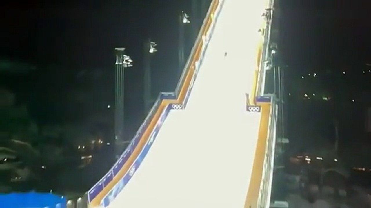 El accidente de Elias Lajunen en la clasificación de Big Air de Freeski