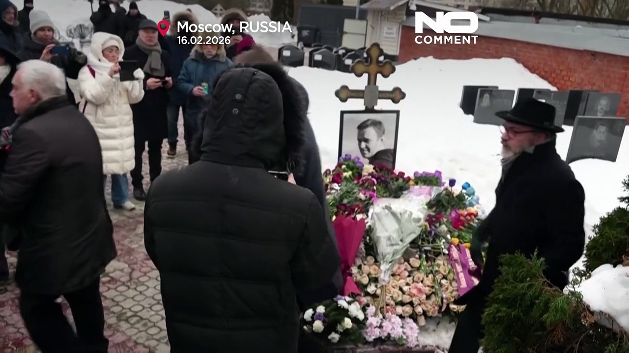 Russland gedenkt an Navalnys Grab – neue Giftbefunde sorgen für Wirbel