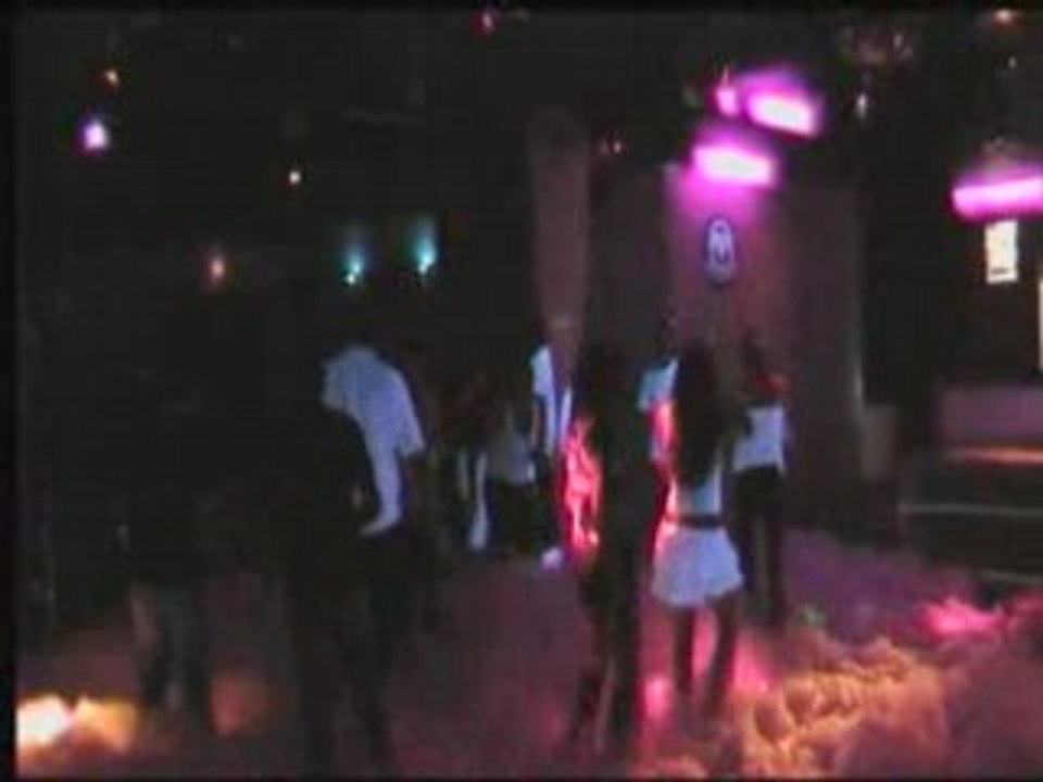 Mousse first party