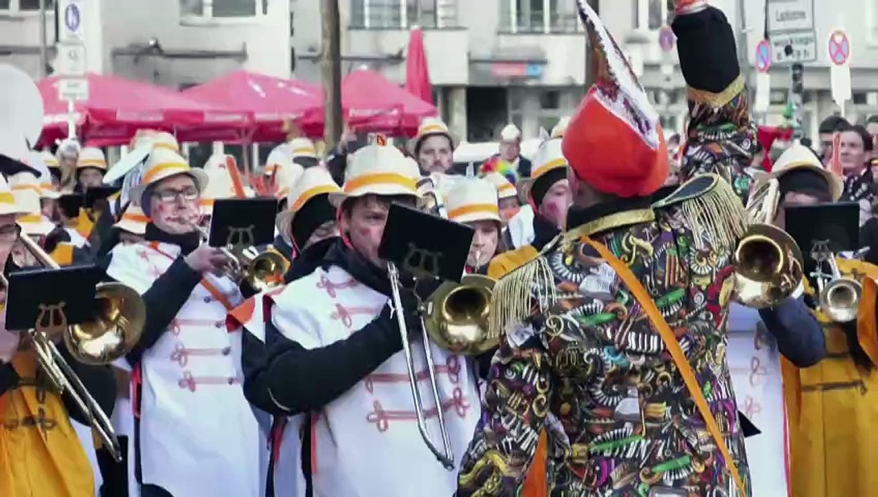 Rosenmontagswagen in Köln: Von Trump bis Putin im Spott der Narren
