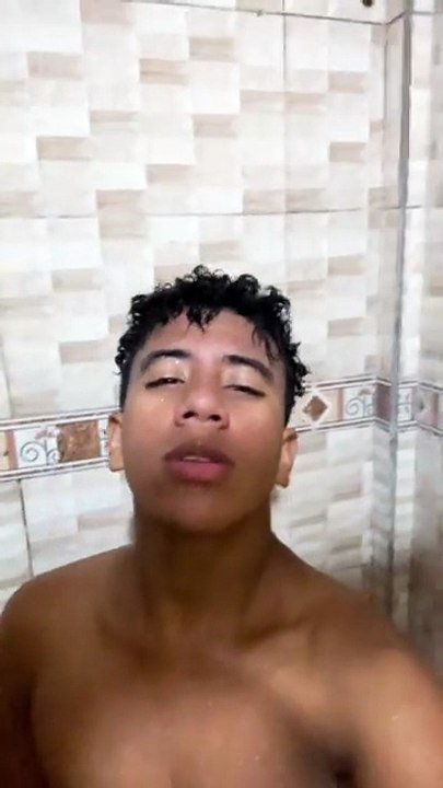 😝