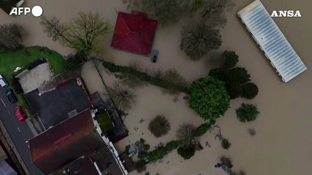 Maltempo in Francia, inondazioni e allerta rossa in Gironda