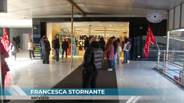 Vertenza Scarpe & Scarpe , un altro negozio che chiude. 11 posti di lavoro a rischio