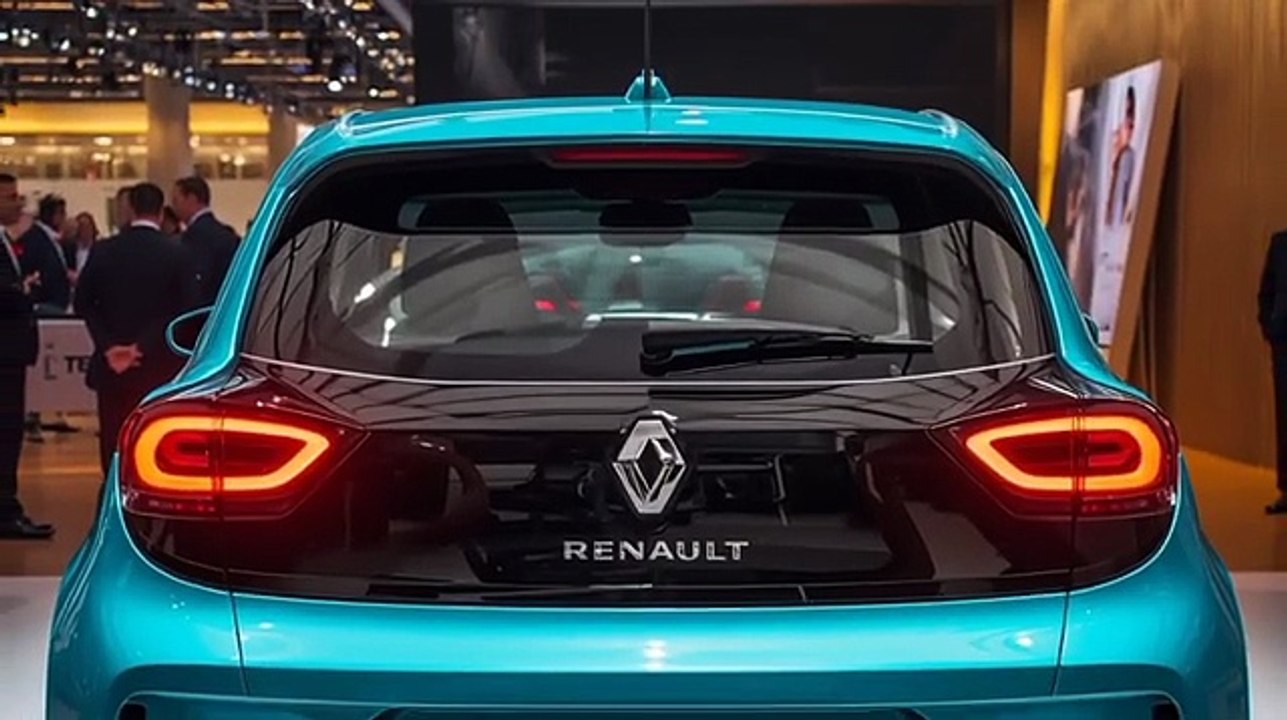 Renault 5 E-Tech 2025  L’EV Rétro qui Va Tout Changer !