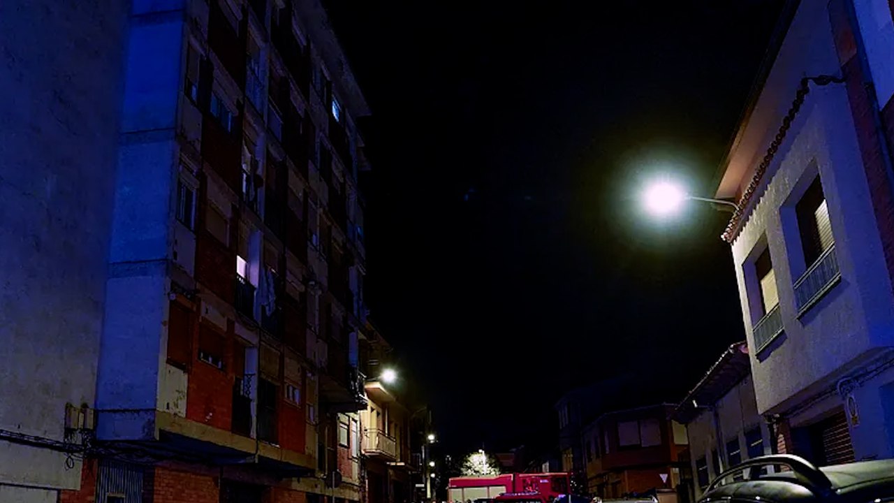 Mueren cinco adolescentes en el incendio de un trastero en Manlleu (Barcelona)