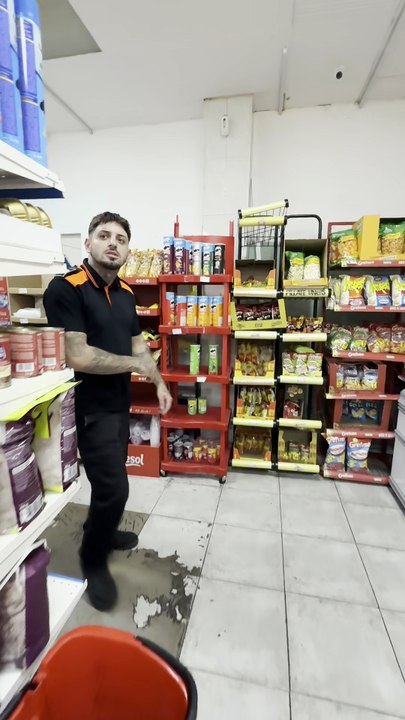 GITANOS EN EL SUPERMERCADO 🤣🤣  #humorviral #gitanos  #comunidadgitana  #humor  #comedia  #viral  #supermercado  #compras