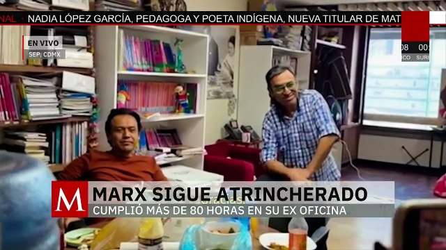 Marx Arriaga permanece atrincherado en la SEP y encabeza asamblea magisterial