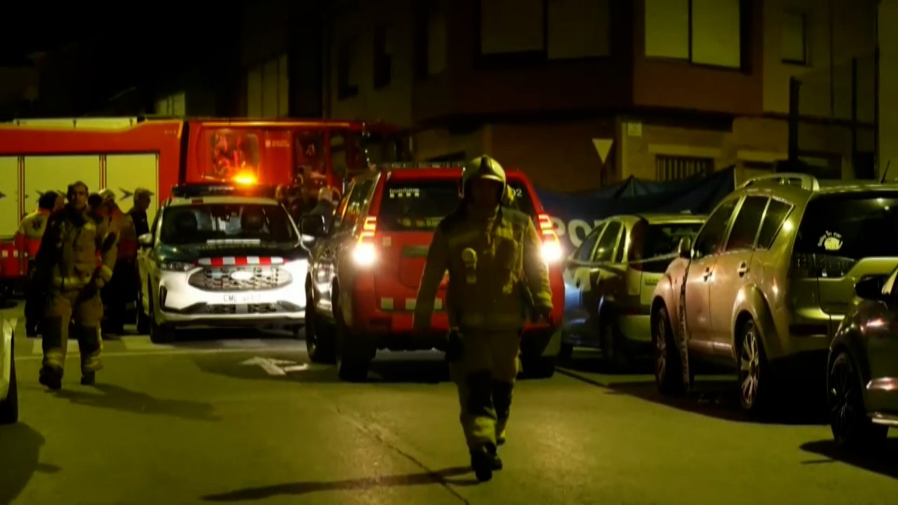 Cinco jóvenes mueren en un incendio en un trastero de Manlleu