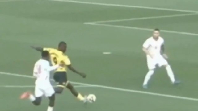 VIDEO Balotelli-gol con l'Al-Ittifaq: guarda il golazo di Supermario