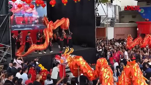 Migliaia di persone festeggiano il Capodanno lunare a Buenos Aires