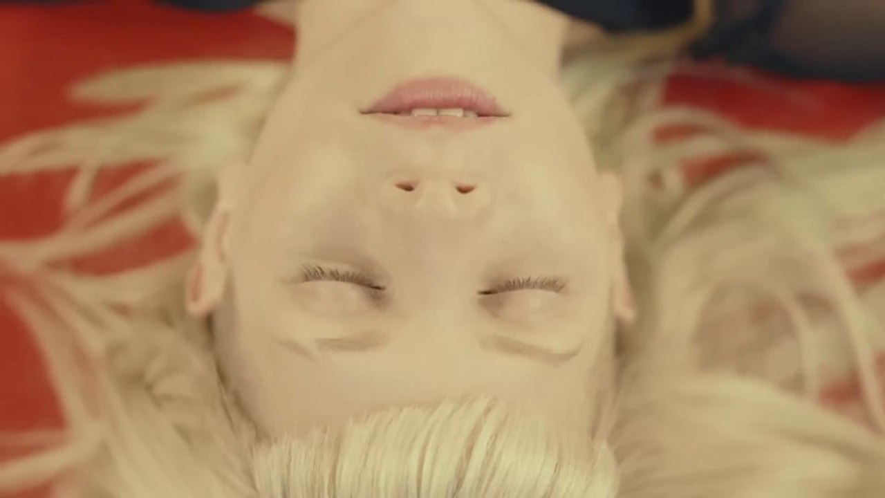 Aurora: What Happened To The Earth? Live From Mexico City Trailer OmeU