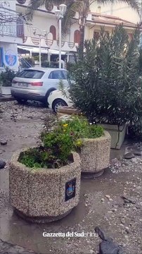 Capo d’Orlando in ginocchio per la mareggiata forza 7 che sta devastando il litorale
