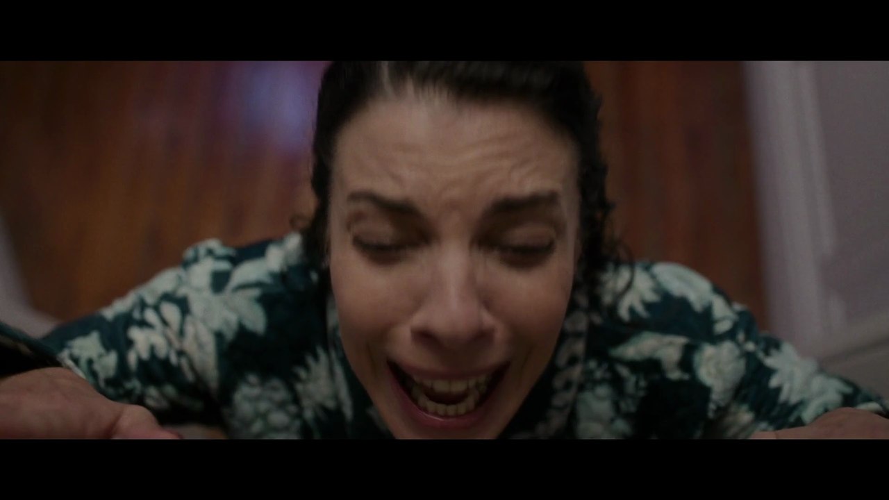 Under Your Feet (Bajo tus pies) - Trailer